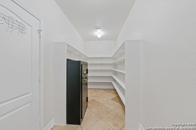 Image 23 of 43 For 8011 Cooper Pass