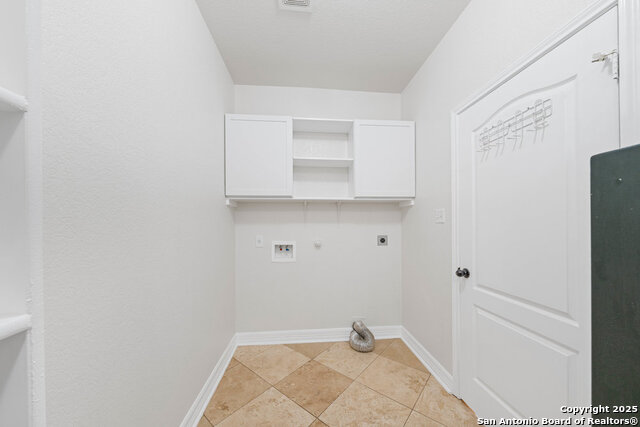 Image 24 of 43 For 8011 Cooper Pass