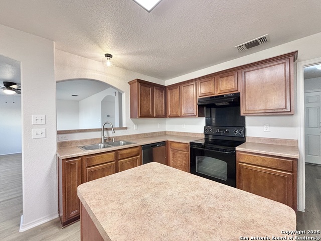 Image 8 of 24 For 6414 Royal