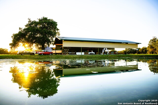 Details for 803 County Road 6612, Devine, TX 78016