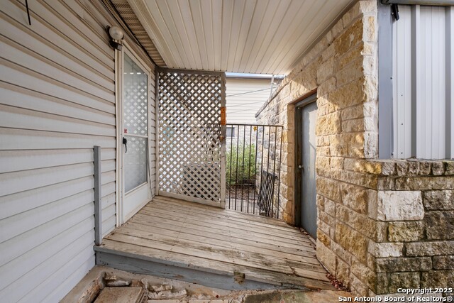 Image 33 of 56 For 1130 Arcadia Dr