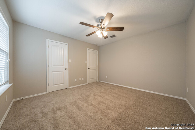 Listing photo id 25 for 7350 Sky Blue