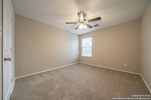 Listing photo id 26 for 7350 Sky Blue