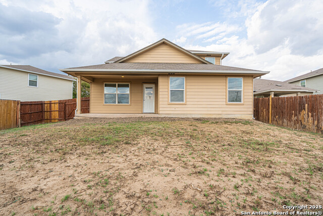 Listing photo id 30 for 7350 Sky Blue