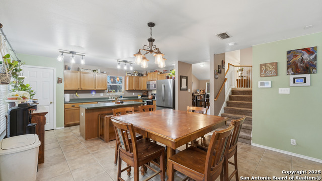 Image 11 of 41 For 9335 Overland Way