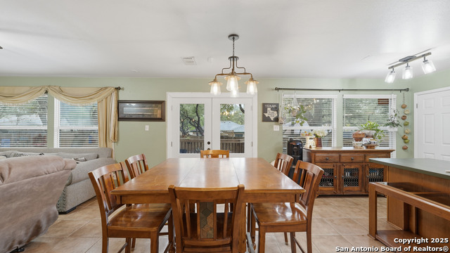 Image 13 of 41 For 9335 Overland Way