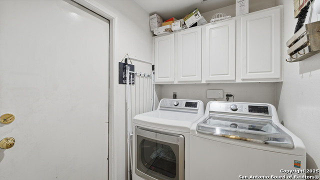 Image 19 of 41 For 9335 Overland Way