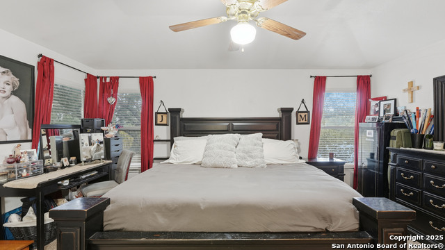 Image 20 of 41 For 9335 Overland Way