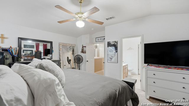 Image 22 of 41 For 9335 Overland Way