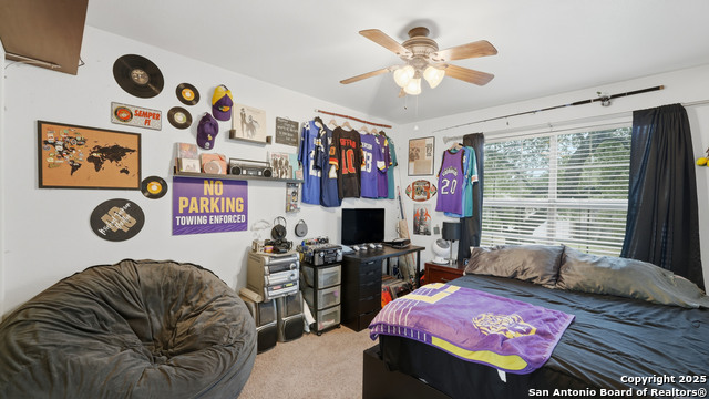 Image 29 of 41 For 9335 Overland Way