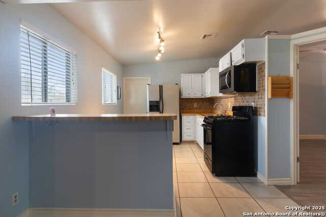 Image 12 of 17 For 800 Brooks Ave