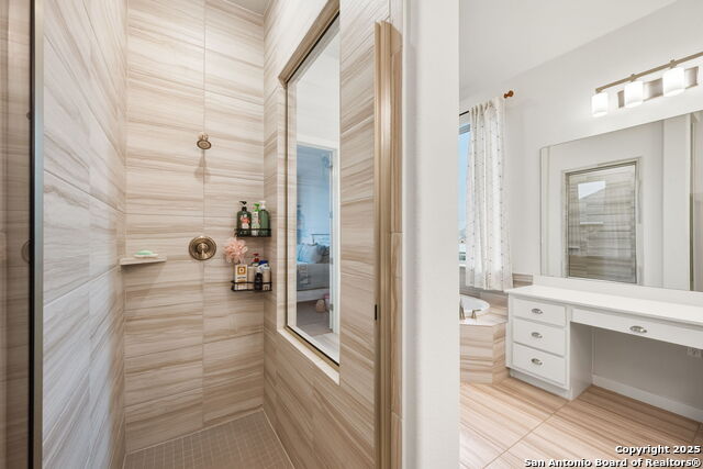 Image 21 of 44 For 120 Quiet Oak