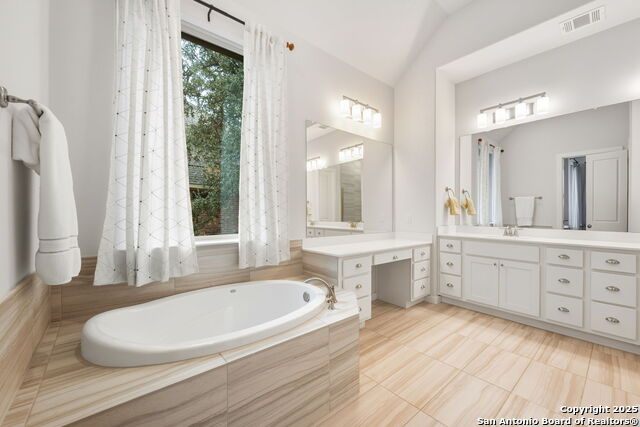 Image 23 of 44 For 120 Quiet Oak