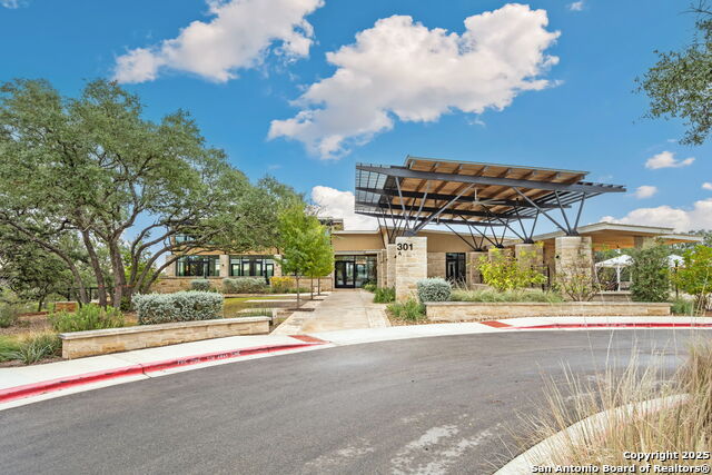 Image 41 of 44 For 120 Quiet Oak