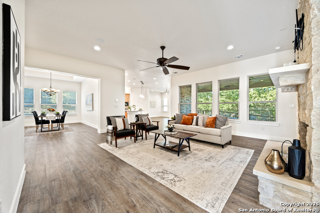 Image 18 of 63 For 1015 Broken Spoke