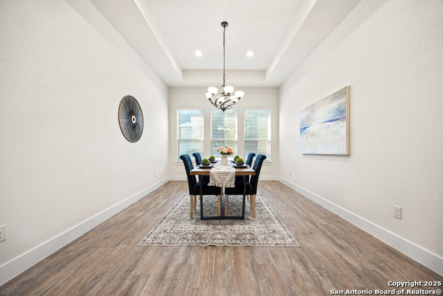 Image 22 of 63 For 1015 Broken Spoke