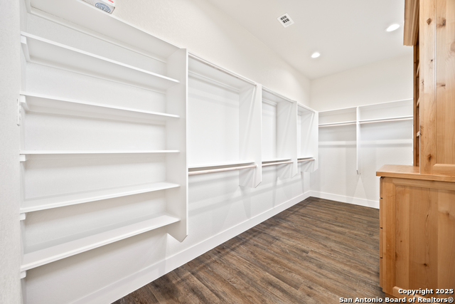 Image 38 of 63 For 1015 Broken Spoke