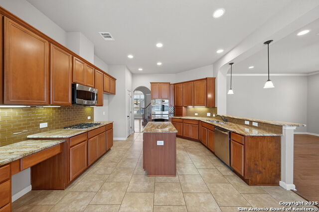 Image 18 of 34 For 226 Hamburg  