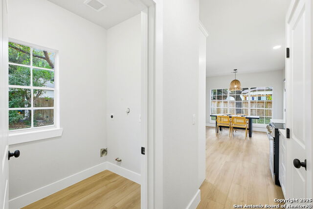 Image 31 of 35 For 13319 Overglen