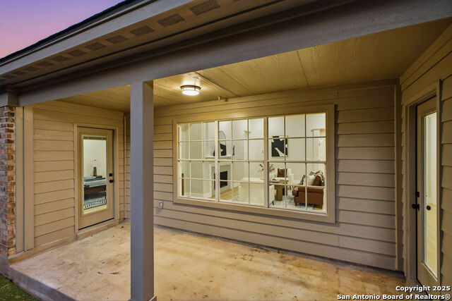 Image 32 of 35 For 13319 Overglen