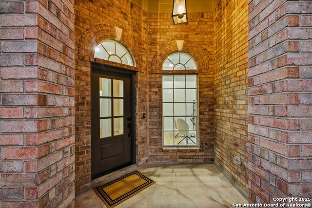 Image 6 of 35 For 13319 Overglen