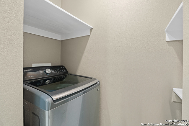 Image 17 of 25 For 5728 Harefield