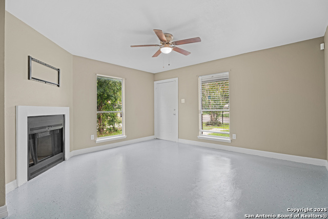 Image 9 of 25 For 5728 Harefield