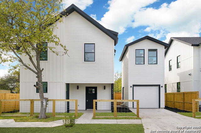 Details for 419 N Mesquite St, San Antonio, TX 78202