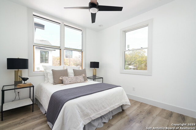 Image 19 of 50 For 419 N Mesquite St