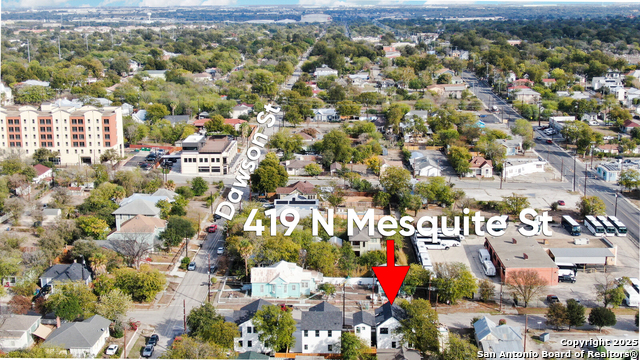 Image 37 of 50 For 419 N Mesquite St