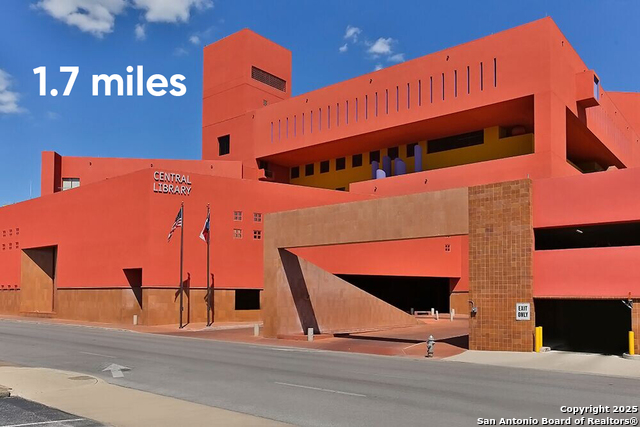 Image 45 of 50 For 419 N Mesquite St