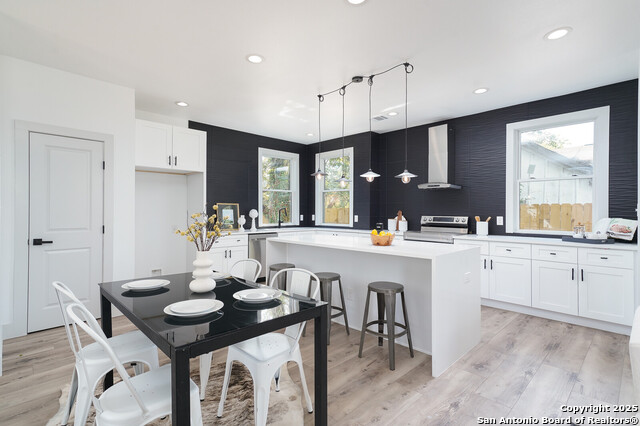 Image 9 of 50 For 419 N Mesquite St