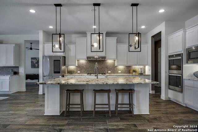 Image 10 of 51 For 982 Belle Oaks