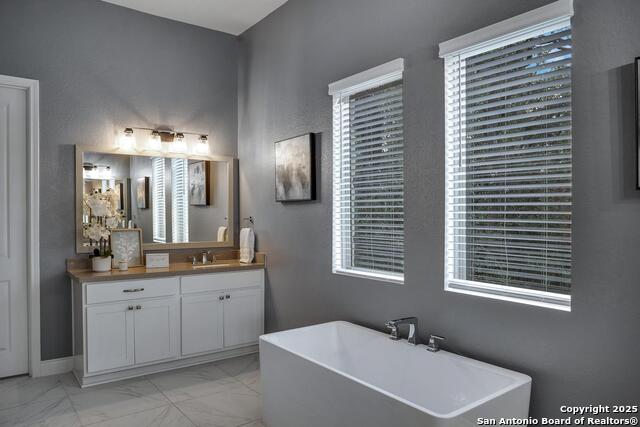 Image 17 of 51 For 982 Belle Oaks