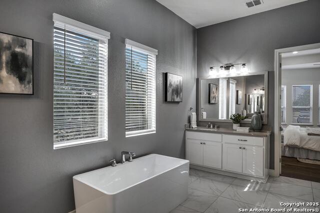 Image 18 of 51 For 982 Belle Oaks