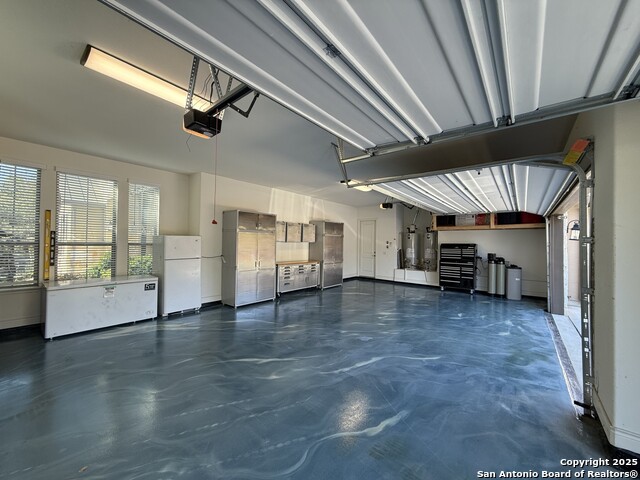 Image 3 of 51 For 982 Belle Oaks