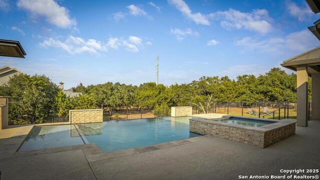 Image 35 of 51 For 982 Belle Oaks