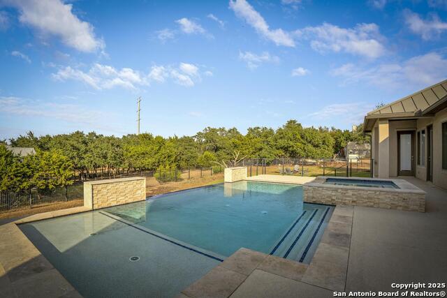 Image 36 of 51 For 982 Belle Oaks