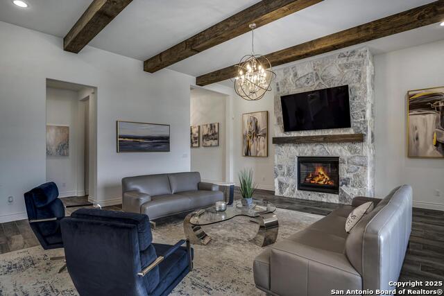 Image 7 of 51 For 982 Belle Oaks