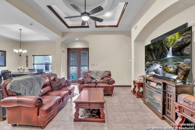 Image 11 of 34 For 317 Altozano Dr