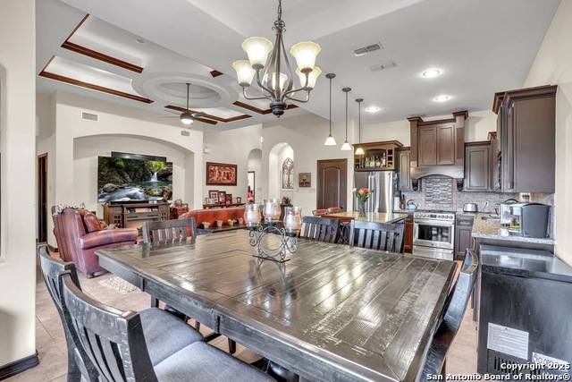 Image 21 of 34 For 317 Altozano Dr