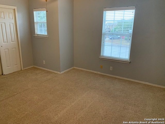 Image 13 of 21 For 160 Latigo Lane 187