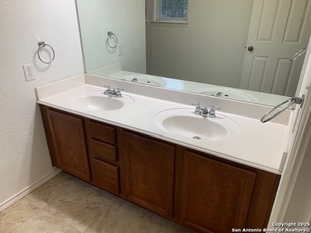 Image 21 of 21 For 160 Latigo Lane 187