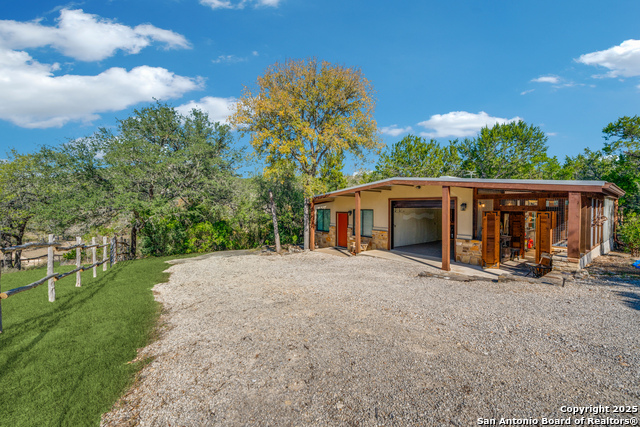 Image 32 of 39 For 701 Riverbend Blvd.