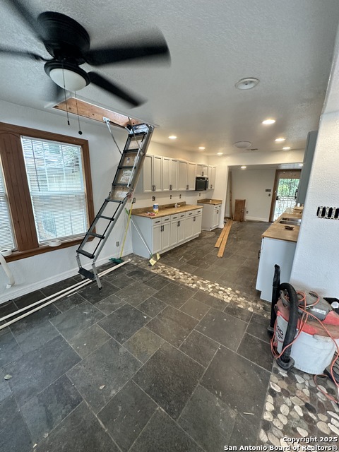 Image 11 of 22 For 1222 Hillcrest