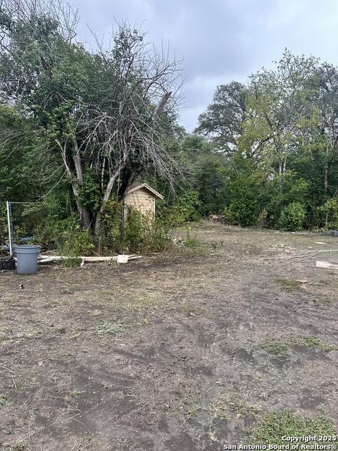 Image 17 of 22 For 1222 Hillcrest