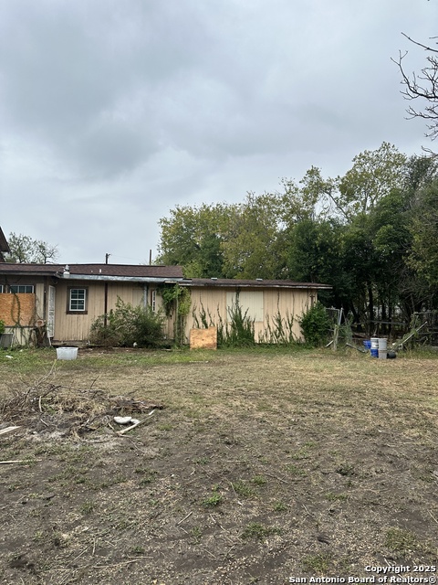 Image 19 of 22 For 1222 Hillcrest