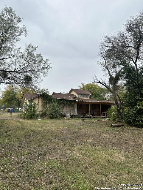 Image 21 of 22 For 1222 Hillcrest