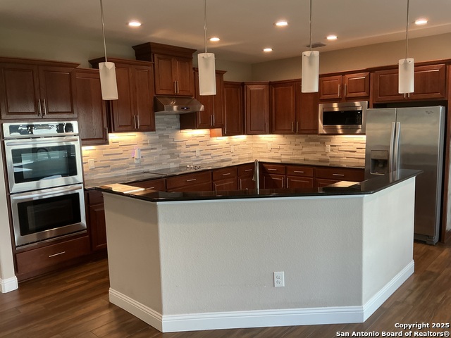 Image 10 of 78 For 1524 Freshwater