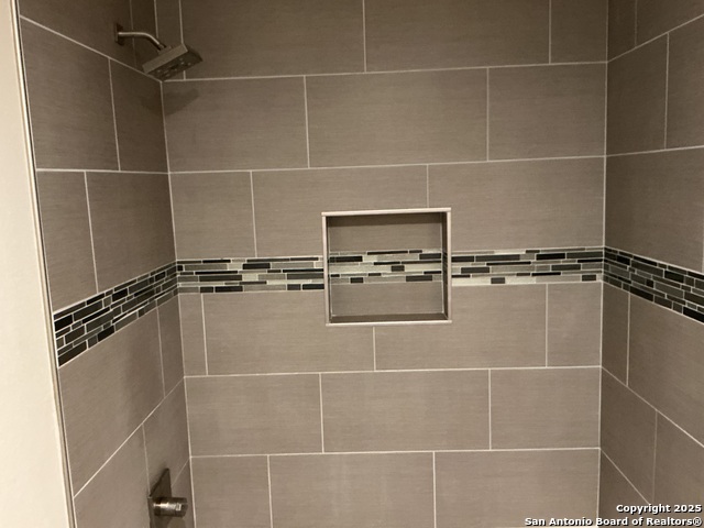 Image 38 of 78 For 1524 Freshwater